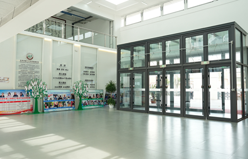学校简介图2